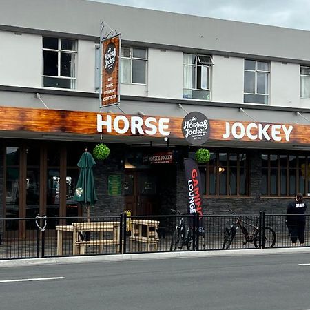 Horse And Jockey Inn Matamata Exterior foto